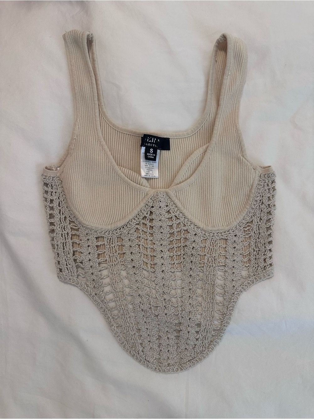 BEIGE CROCHET RIBBED TOP